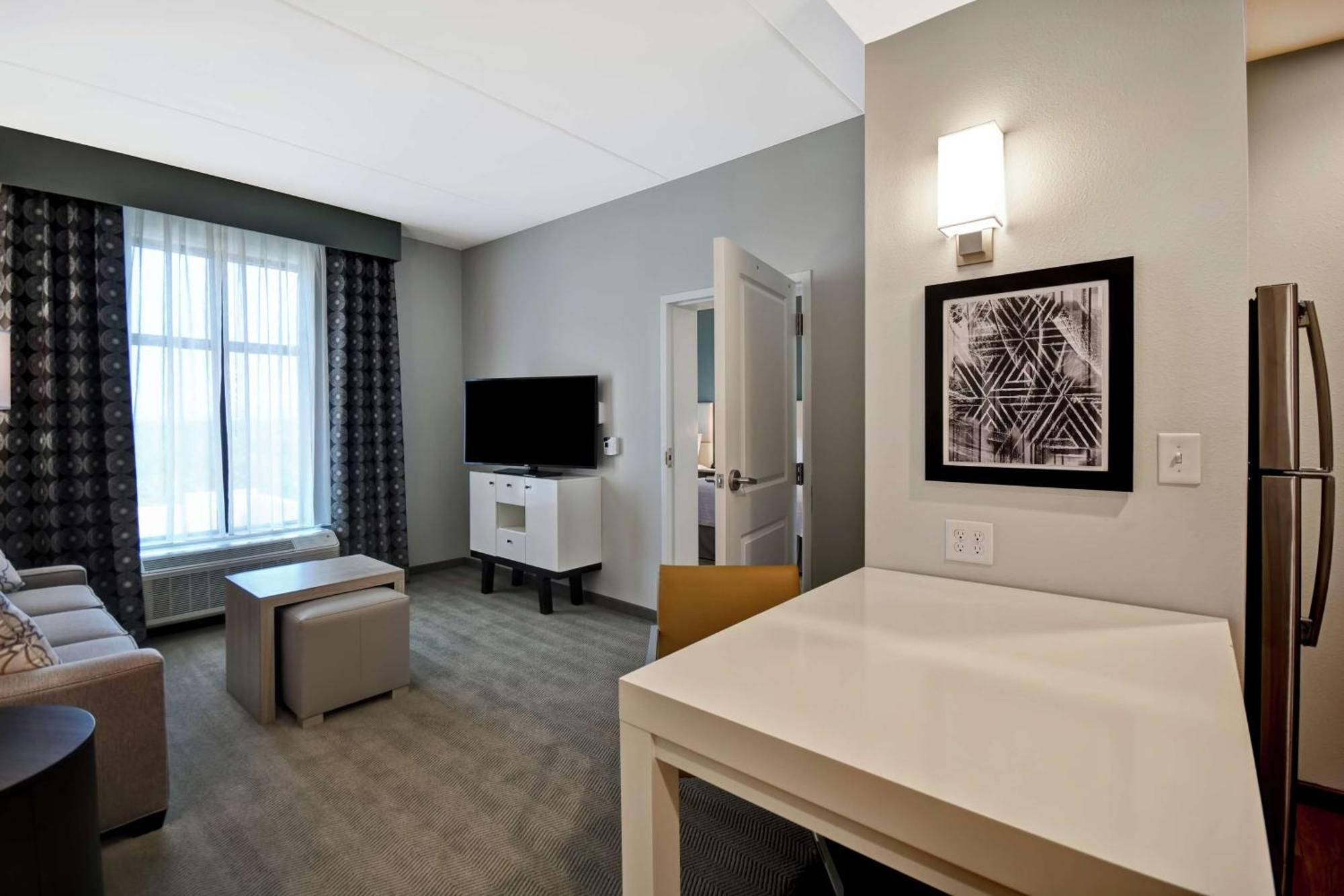 Homewood Suites By Hilton Greenville Downtown Bagian luar foto