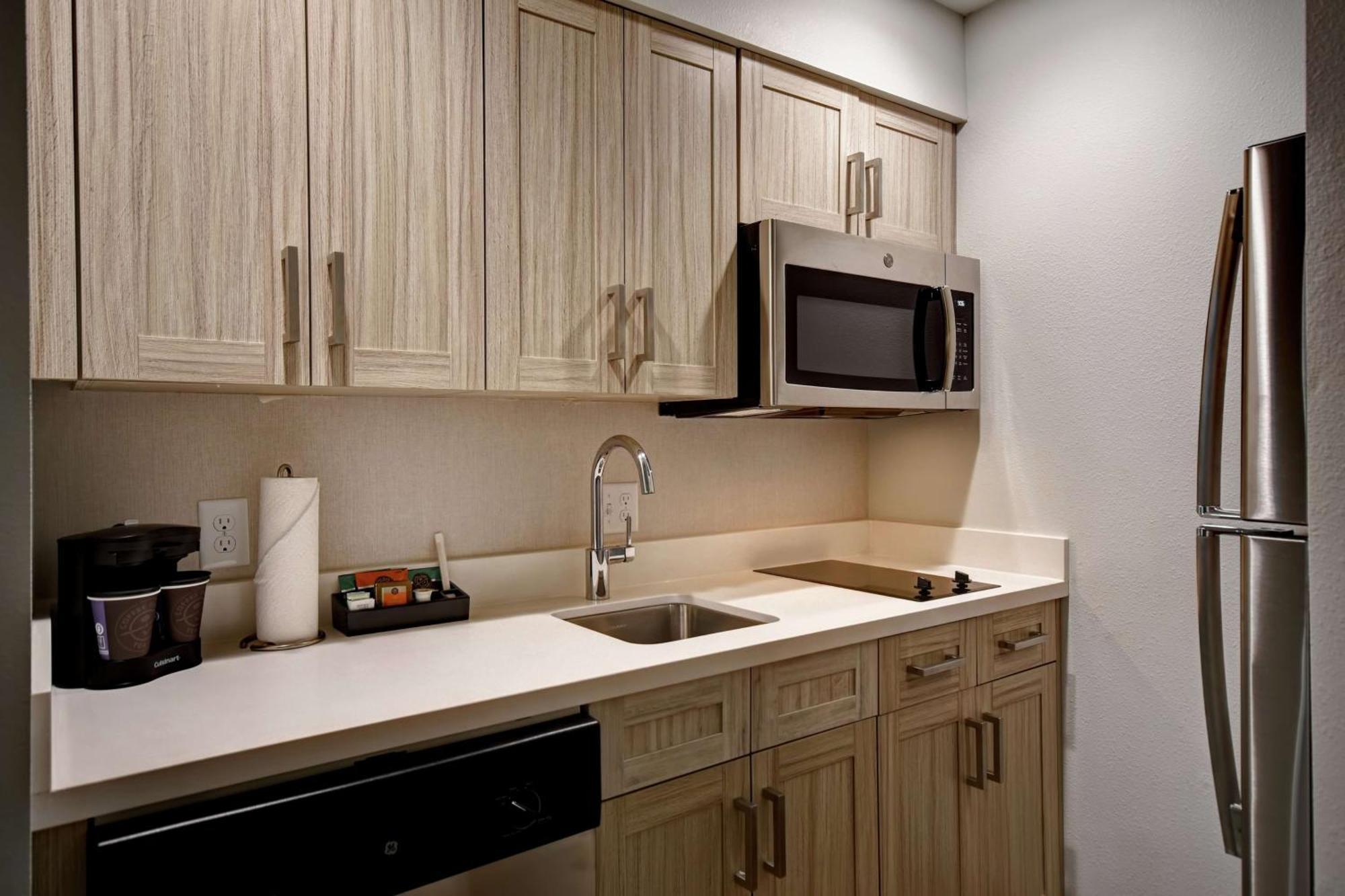 Homewood Suites By Hilton Greenville Downtown Bagian luar foto