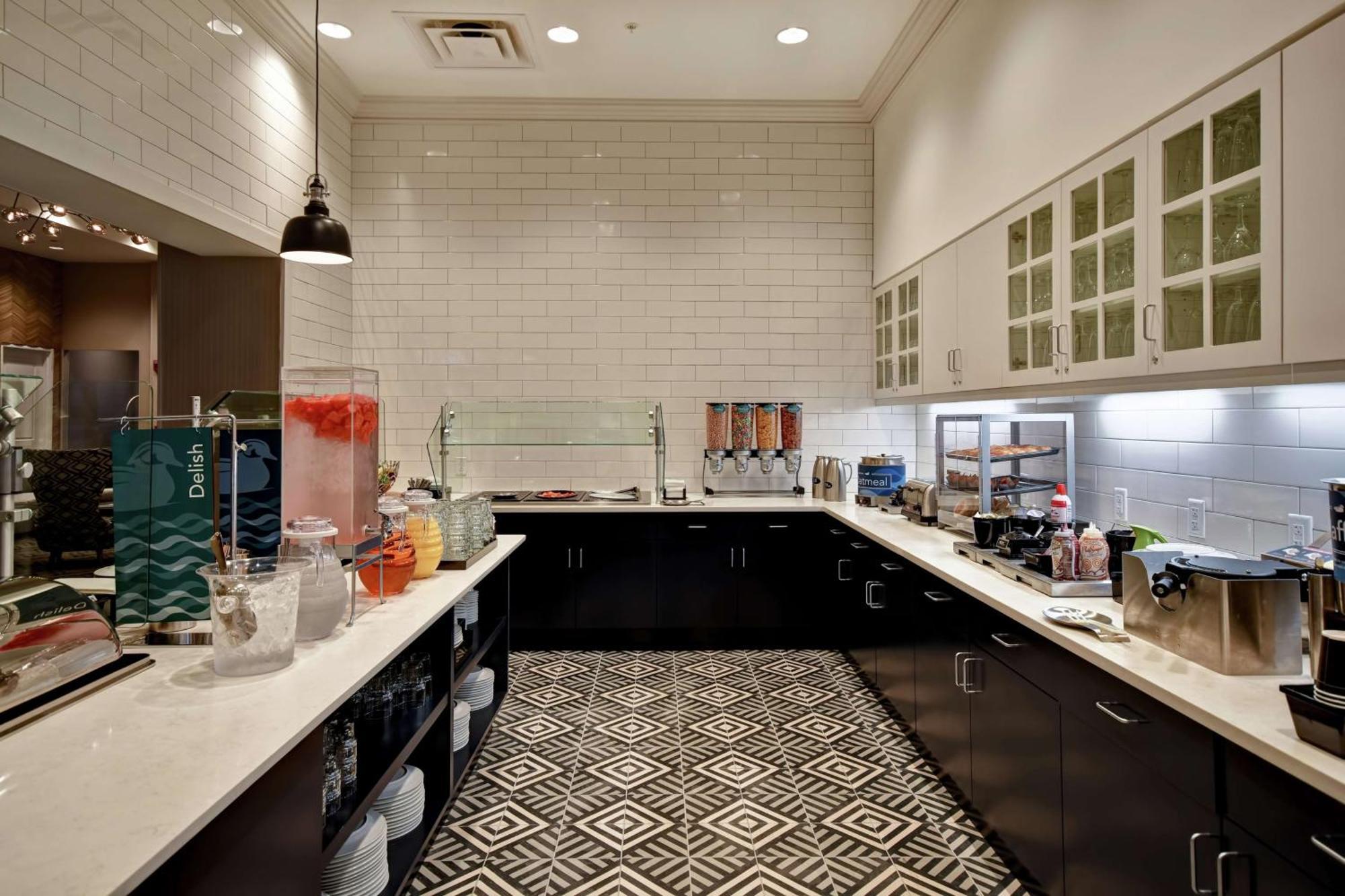 Homewood Suites By Hilton Greenville Downtown Bagian luar foto